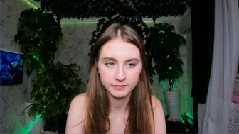 elizabeth_wong new show with two pairs of s part 3