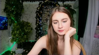 elizabeth_wong busty kurva