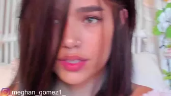 _meghan_gomez1_ hot babe jerking off her cunt