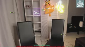 mikki_blush busty beauty